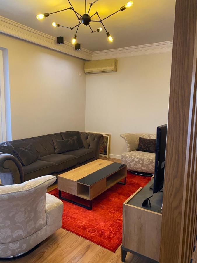 Mel'S Place تيرانا المظهر الخارجي الصورة